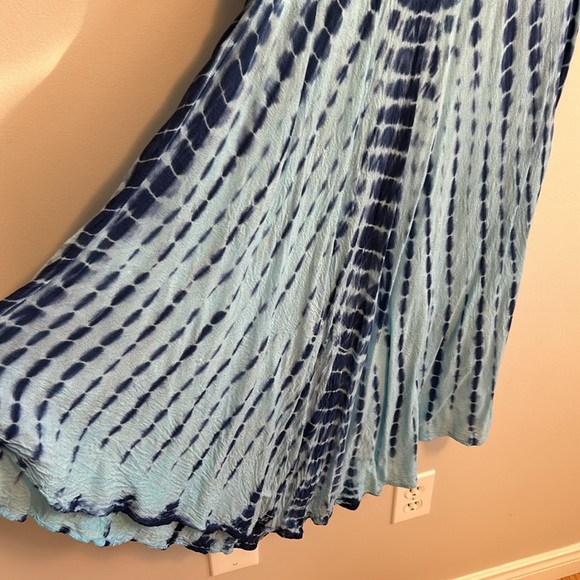 Lightweight tiedyed dress by Bawa Canada, women’s, size M-L. - Picture 6 of 7